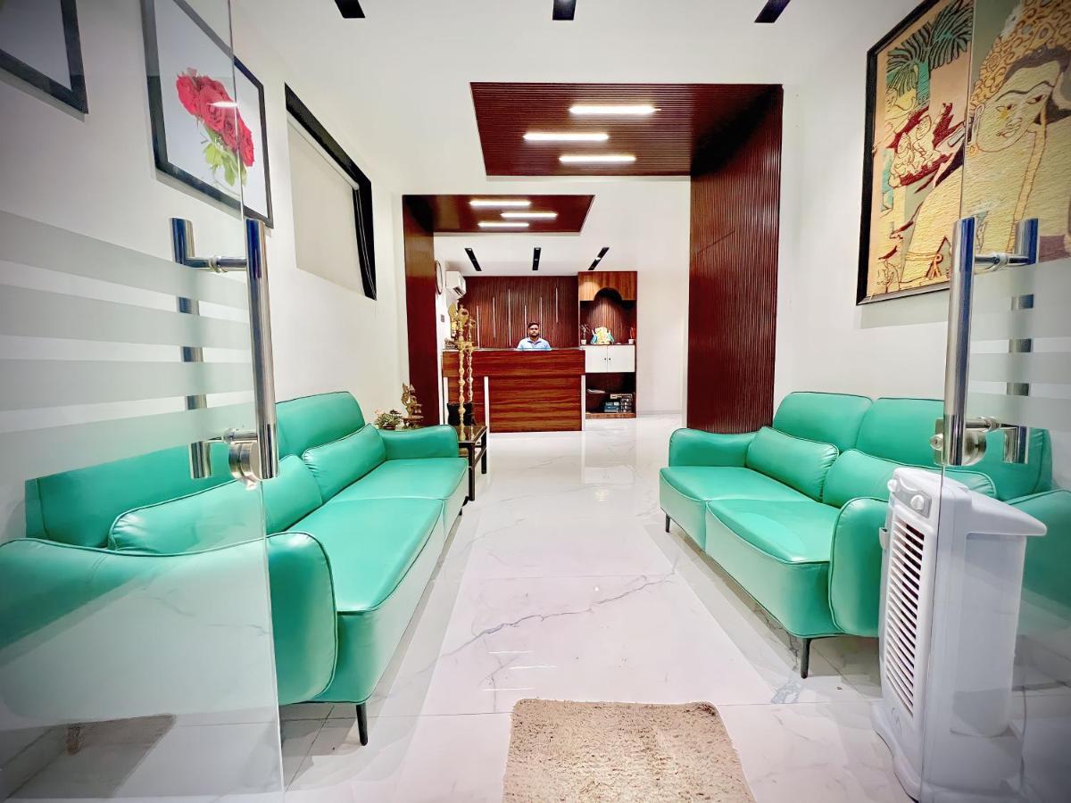 Hotel Rahul Regency, Aurangabad エクステリア 写真